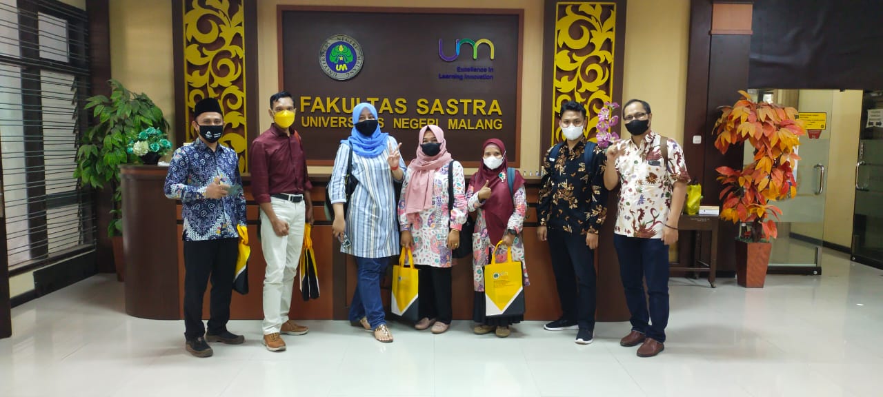 Tim Pengelola Journal Teflin Fakultas Sastra UM Terima Kunjungan dari IAIN Madura