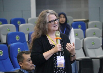 Lima Pembicara Asing dan Ratusan Presenter Ikuti Seminar Internasional ISOLEC 2023 Fakultas Sastra Universitas Negeri Malang
