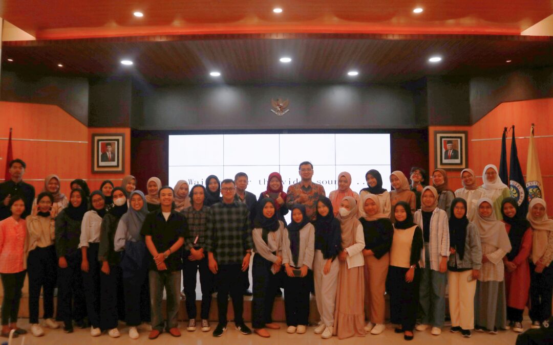 Kuatkan Bidang Peminatan, Prodi Ilmu Perpustakaan UM Gelar Workshop Kearsipan dengan Praktisi Universitas Indonesia