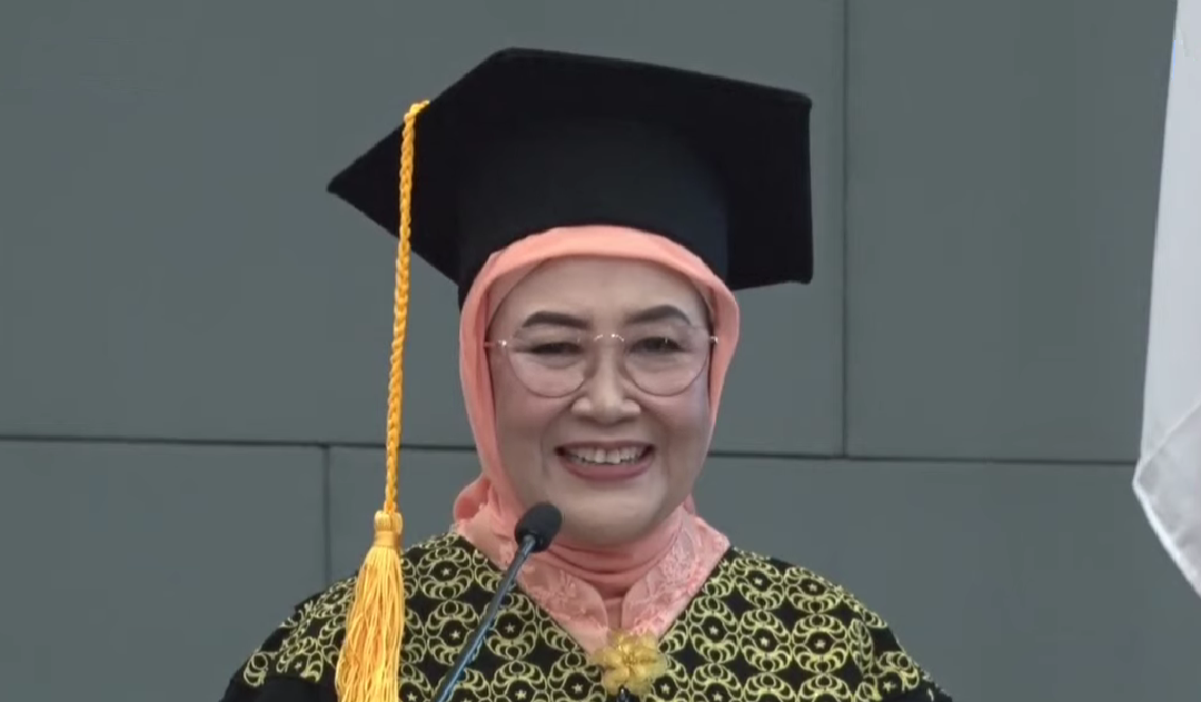Prof. Dr. Yuni Pratiwi, M.Pd. Dikukuhkan Jadi Guru Besar Bidang Ilmu Pembelajaran Bahasa Indonesia