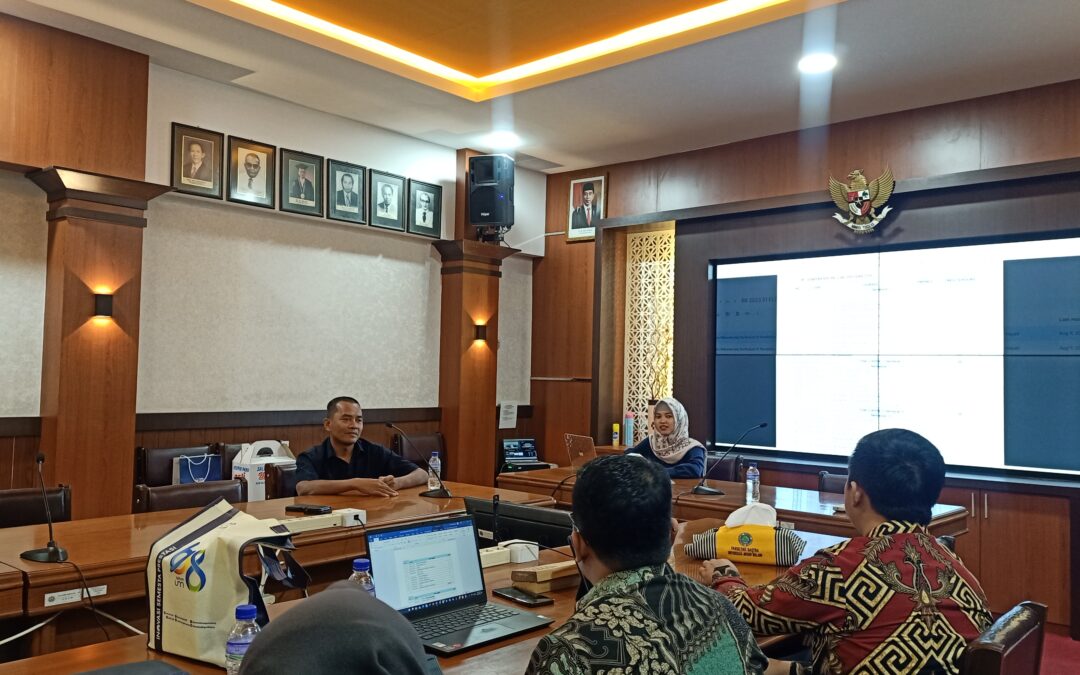FKIP Universitas Muhammadiyah Purwokerto Benchmarking Program Studi S1 Pendidikan Bahasa Inggris  Fakultas Sastra Universitas Negeri Malang